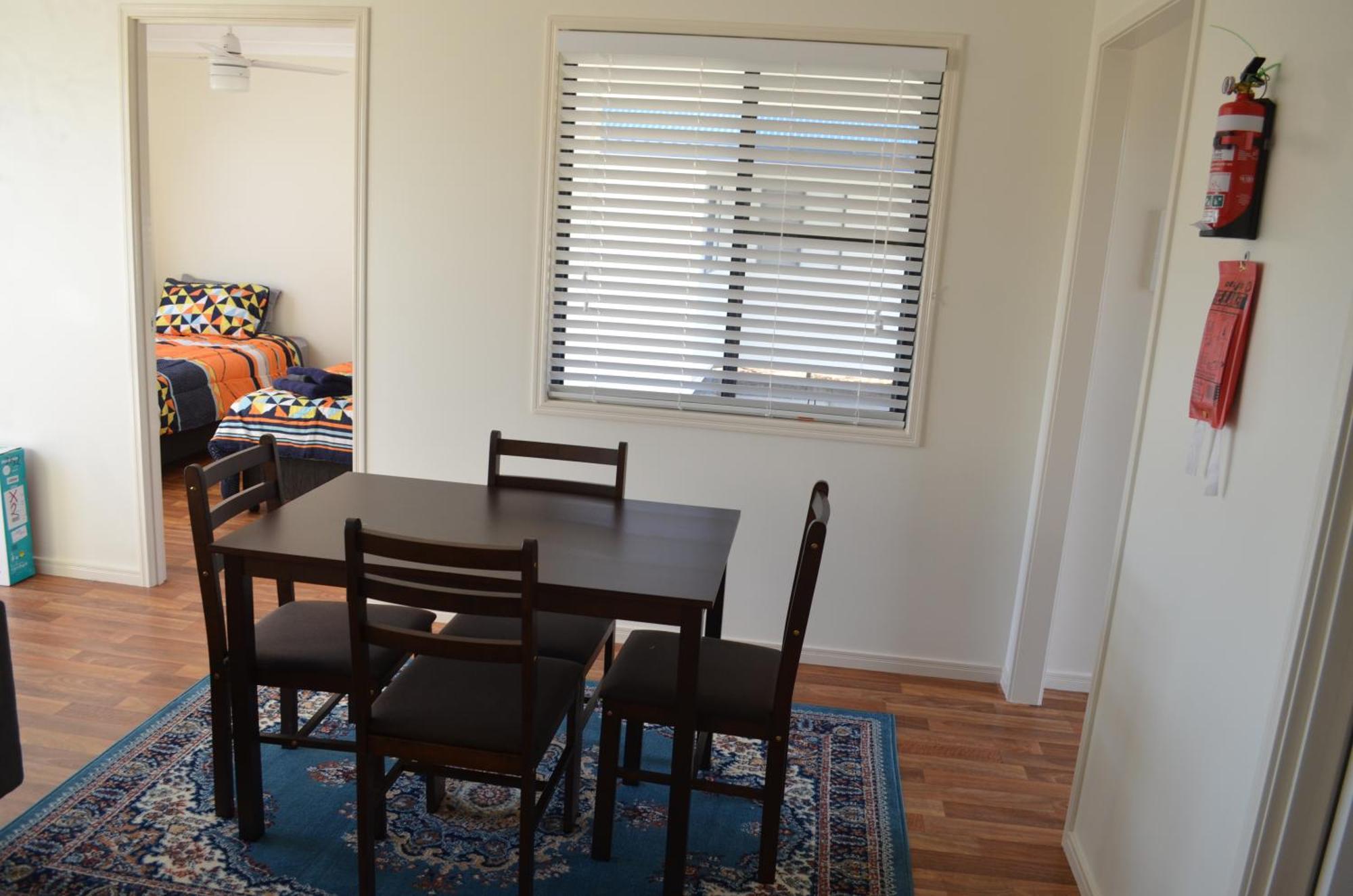 Wondai Accommodation Units And Villas Екстер'єр фото