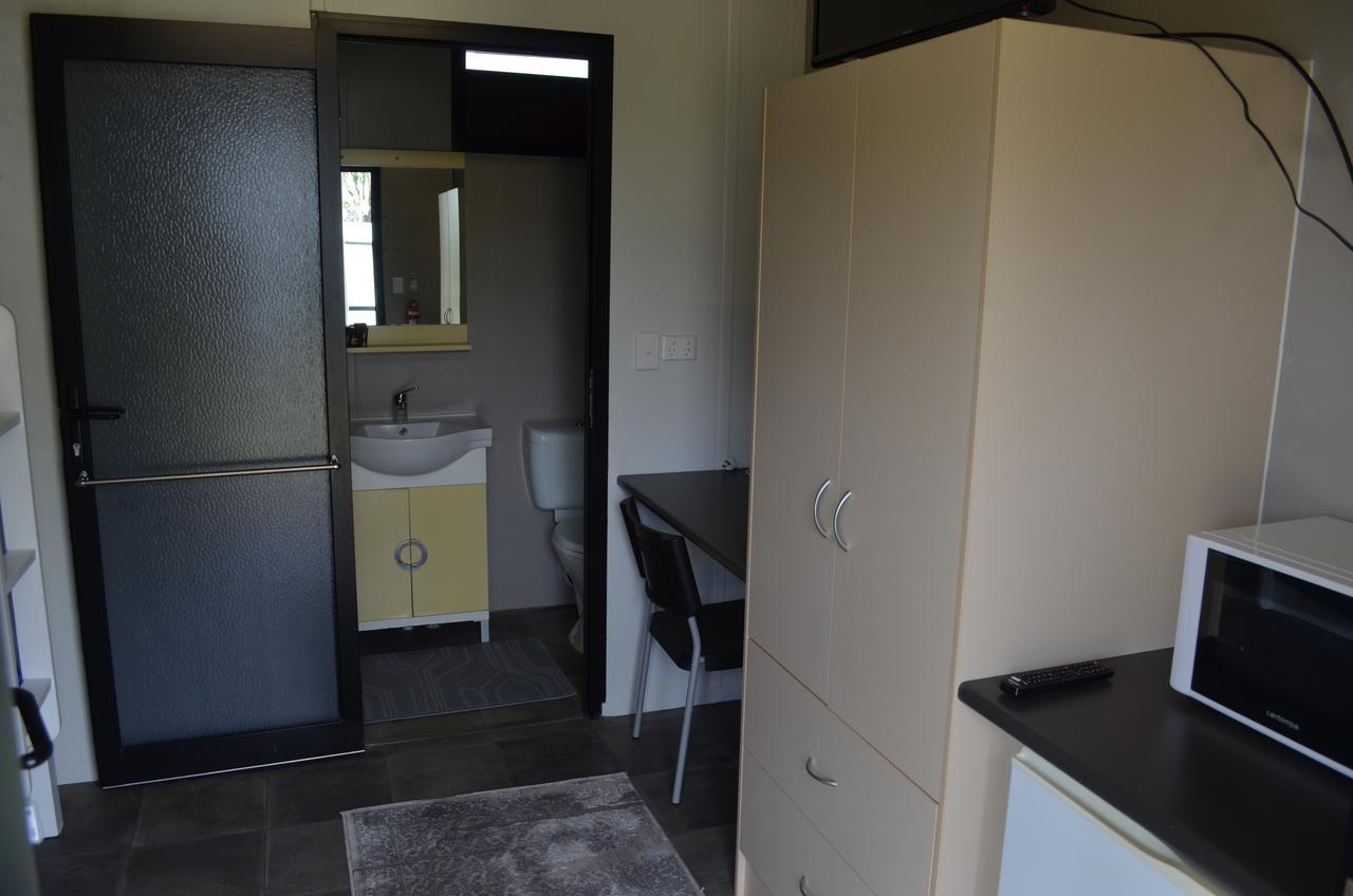 Wondai Accommodation Units And Villas Екстер'єр фото